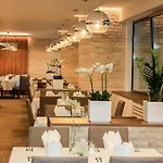 Ensana Esplanade 4* ピエシュチャニ