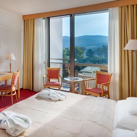 מלון Ensana Esplanade