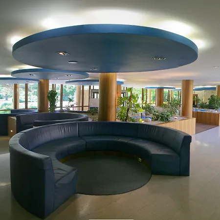 Отель Ensana Esplanade 4*