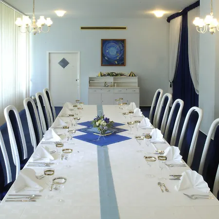 Ensana Esplanade 4* Пьештяни