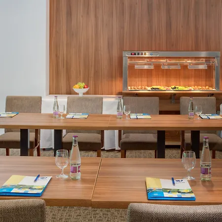 Отель Ensana Esplanade