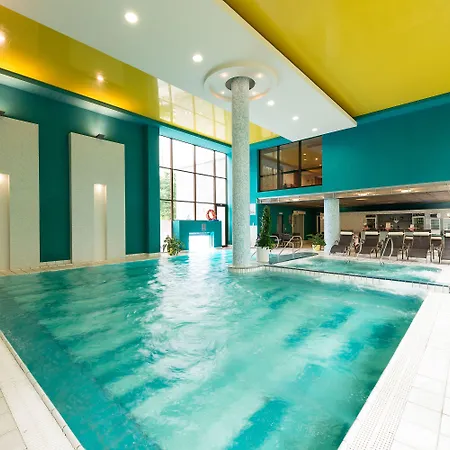 Отель Ensana Esplanade