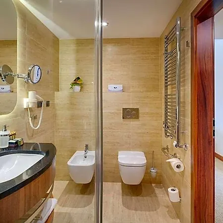 Ensana Esplanade 4*